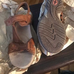 New Women Sandals size 11